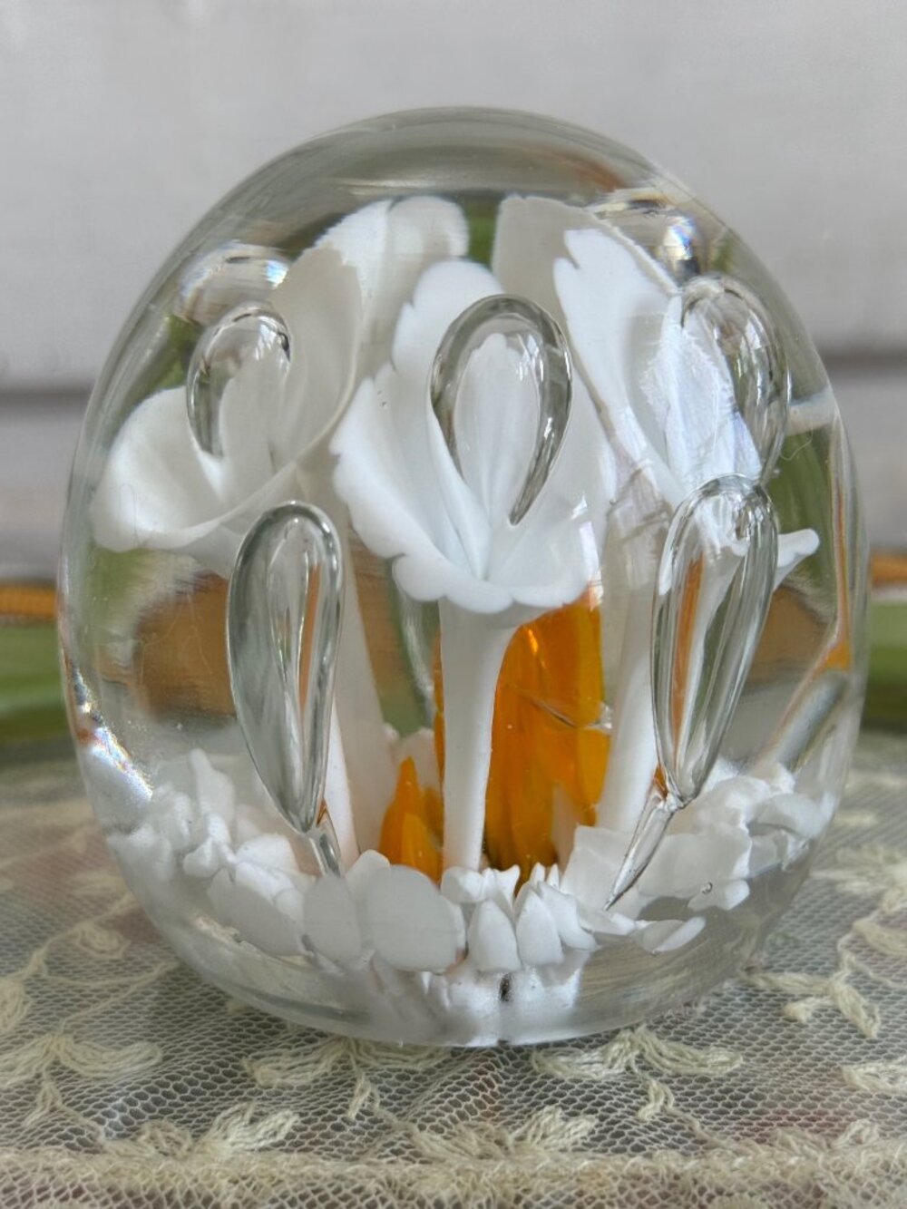 Vintage 60's Joe St. Clair Art Glass Paper Weight White Trumpet Flowers